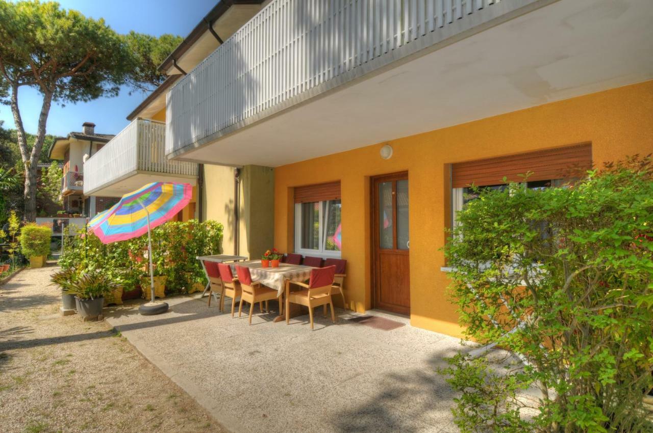 Residence Villa Laura Lignano Sabbiadoro Luaran gambar