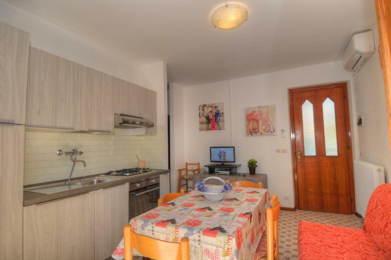 Residence Villa Laura Lignano Sabbiadoro Luaran gambar