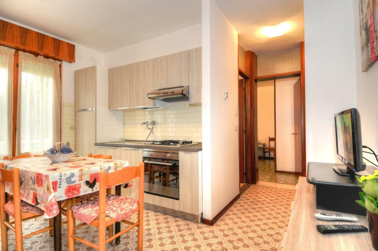 Residence Villa Laura Lignano Sabbiadoro Luaran gambar
