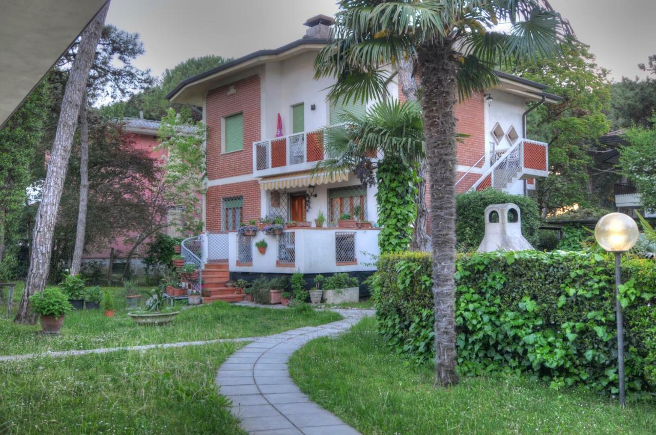 Residence Villa Laura Lignano Sabbiadoro Luaran gambar