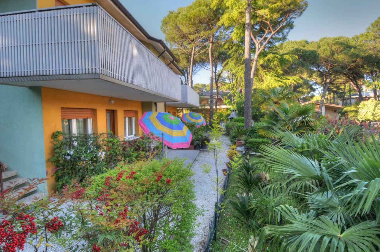 Residence Villa Laura Lignano Sabbiadoro Luaran gambar